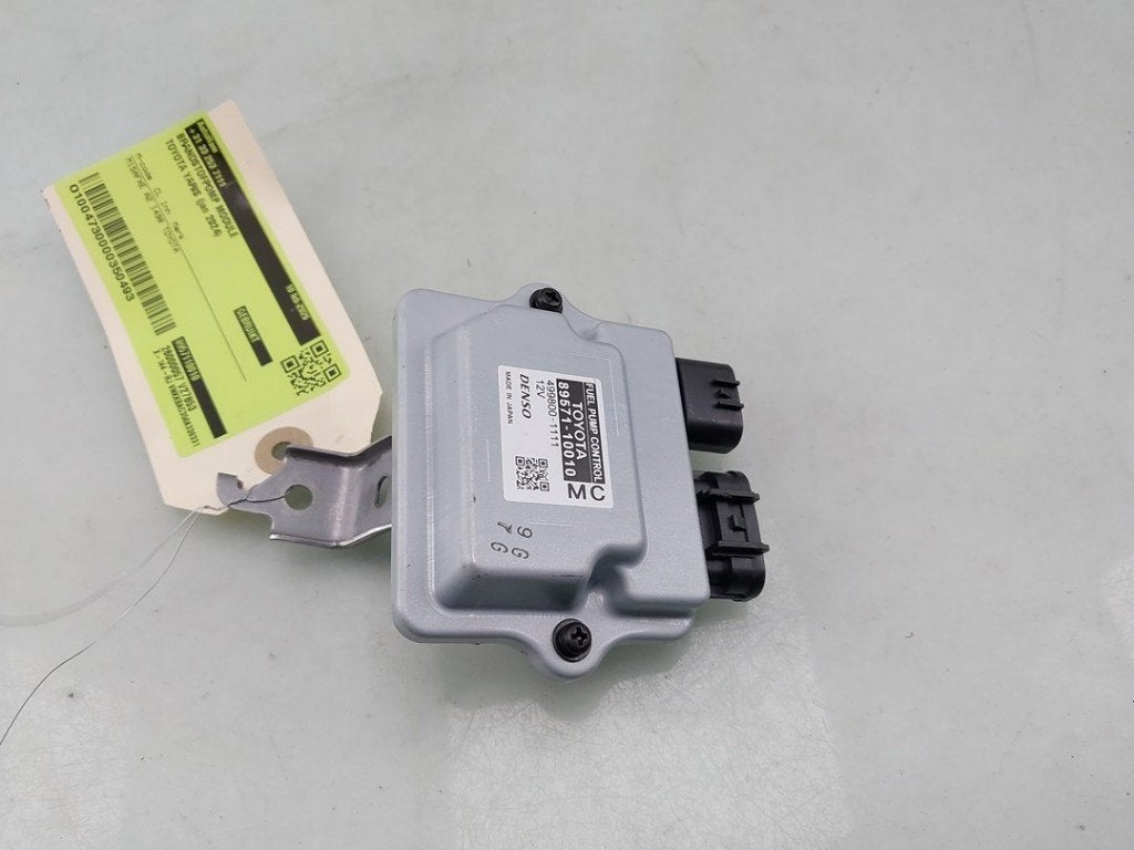 MODULE DE POMPE À CARBURANT Toyota (|8957110010|), Autos : Pièces & Accessoires, Systèmes à carburant, Toyota, Utilisé
