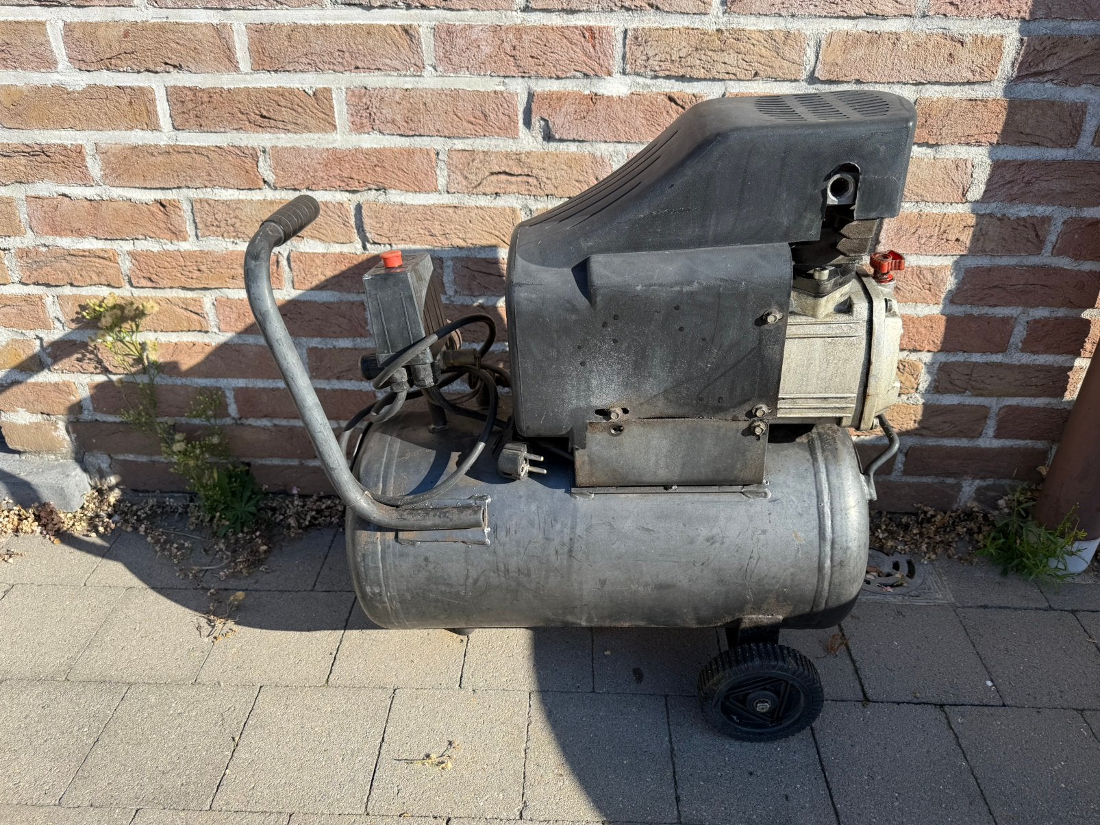 Compressor, Ophalen, Zo goed als nieuw