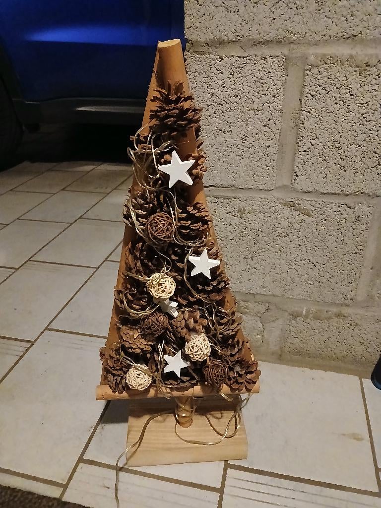 HOUTEN KERSTBOOM - met denappels, sterretjes en lichtjes, Ophalen, Gebruikt