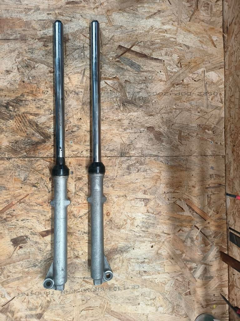 Honda mt5 lekke voorvork poten, Fietsen en Brommers, Ophalen of Verzenden, Gebruikt, Frame