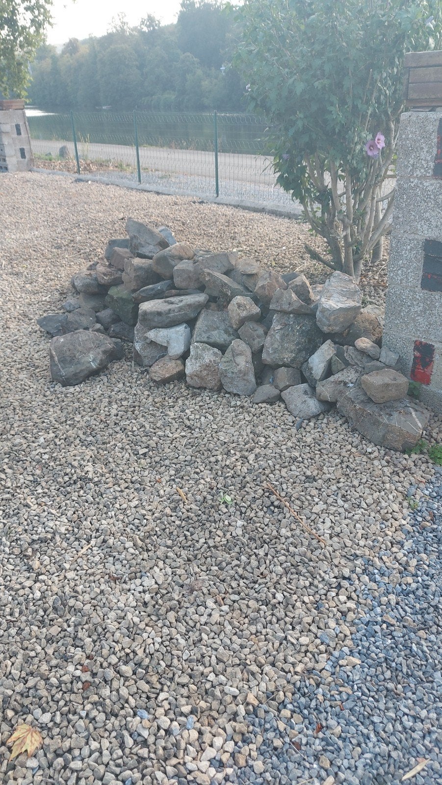 Pierres et billes de chemin de fer à venir récupérer sur pla, Jardin & Terrasse, Enlèvement