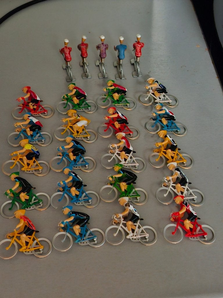 20 miniatuurwielrennertjes + 5 GRATIS rennertjes, Verzenden