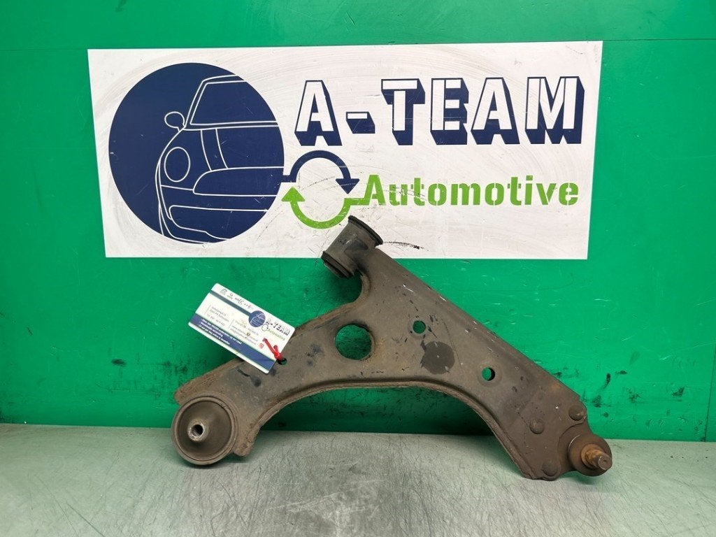 BRAS DE SUSPENSION AVANT DROIT (TRIANGLE) Opel Corsa D, Autos : Pièces & Accessoires, Opel, Opel Automobile GmbH, Utilisé, Kontakt-opel@opel.com