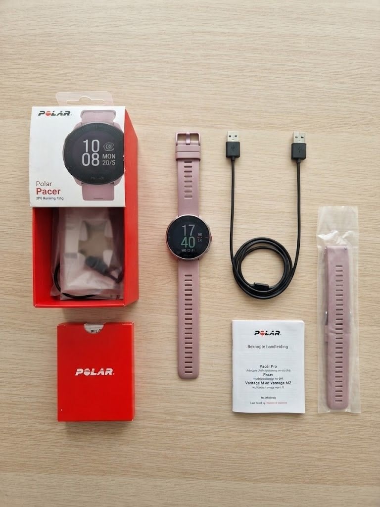 Sporthorloge: Polar Pacer (smartwatch), Handtassen en Accessoires, Ophalen of Verzenden, Gebruikt, Roze, Polar