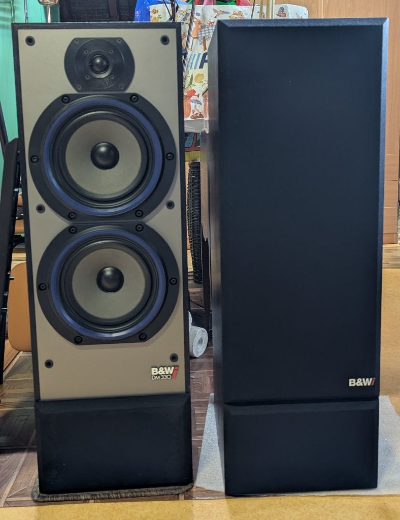 Paire d'enceintes colonnes B&W DM330 à vendre 200 €, TV, Hi-fi & Vidéo, Enceintes, Enlèvement