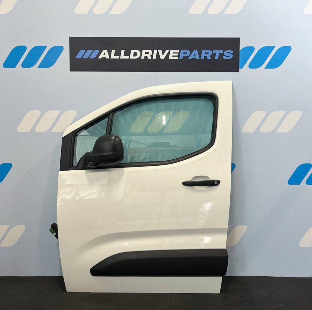 Peugeot Partner voorportier links wit 9822696380, Autos : Pièces & Accessoires, Carrosserie & Tôlerie, Porte, Avant, Gauche, Utilisé