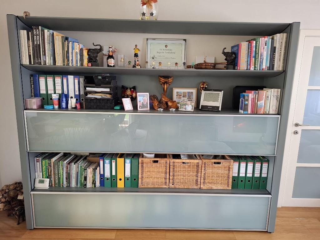 DESIGN wandkast/meubel B&B Italia, Huis en Inrichting, Kasten | Wandmeubels, Zo goed als nieuw, 200 cm of meer, 250 tot 300 cm