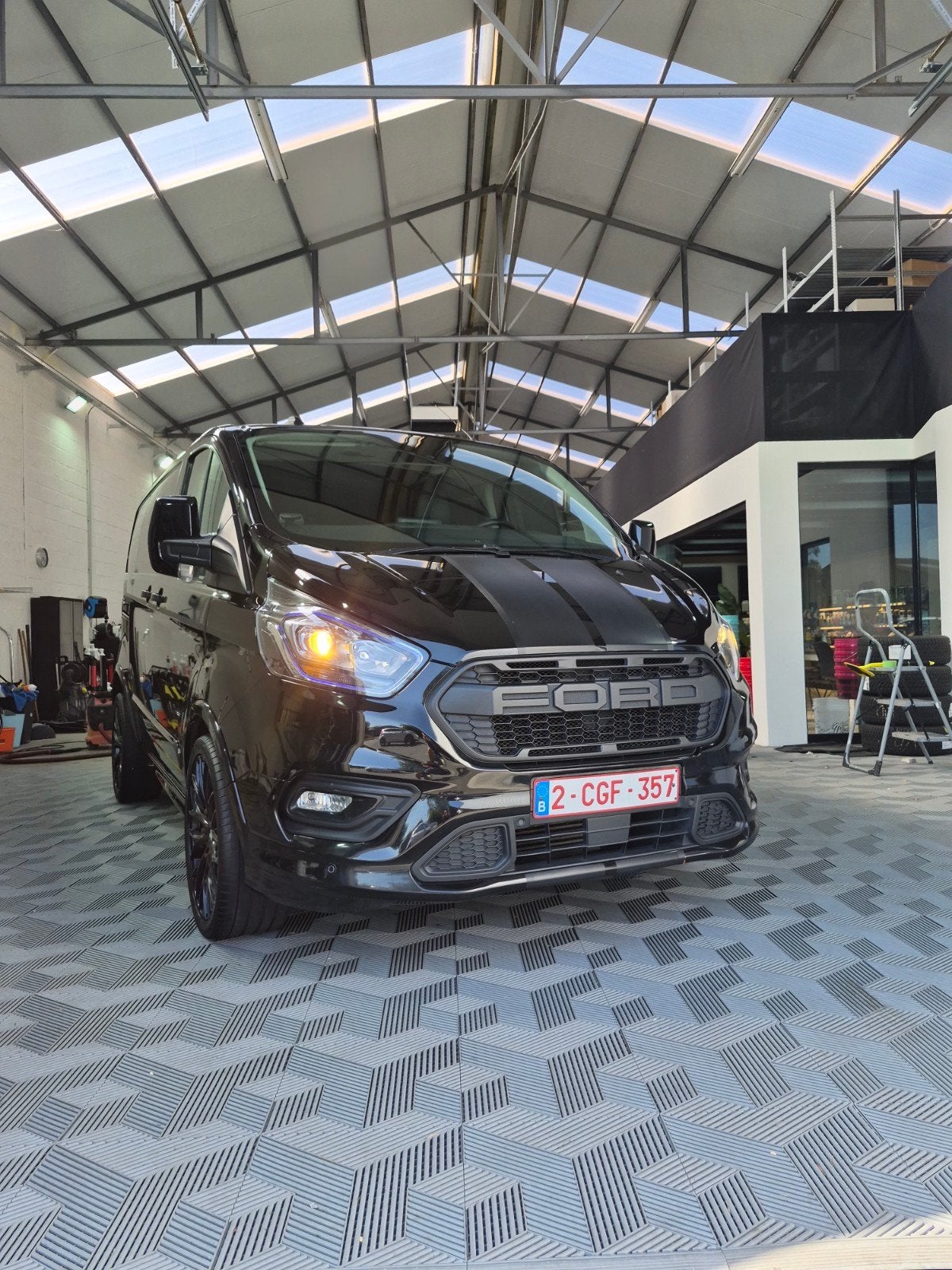 Ford transit custom sport H1L1 Bus 170 pk, Voorwielaandrijving, Euro 6, 4 cilinders, Leder en Stof