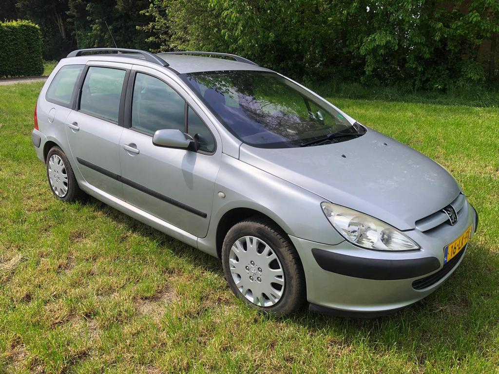 Peugeot 307 break 2.0 16V Aut, Stof, 4 cilinders, Particulier, Zilver of Grijs