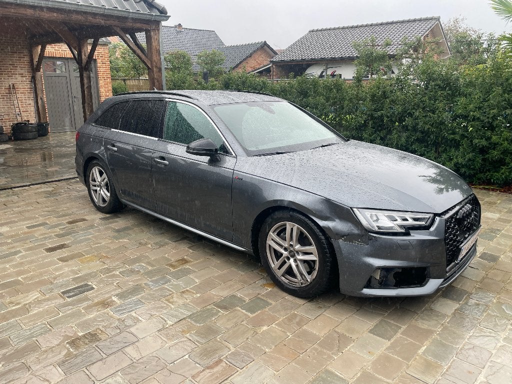 Audi A4 carrosserieschade, Autos, Argent ou Gris, Euro 6, Noir, 5 portes