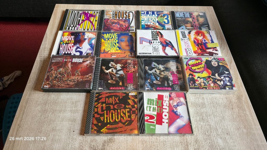 Move the House 1 t/m 11 + Mix the House 1+2 90s classics, CD & DVD, CD | Dance & House, House, Premier pressage, Comme neuf, Compilation