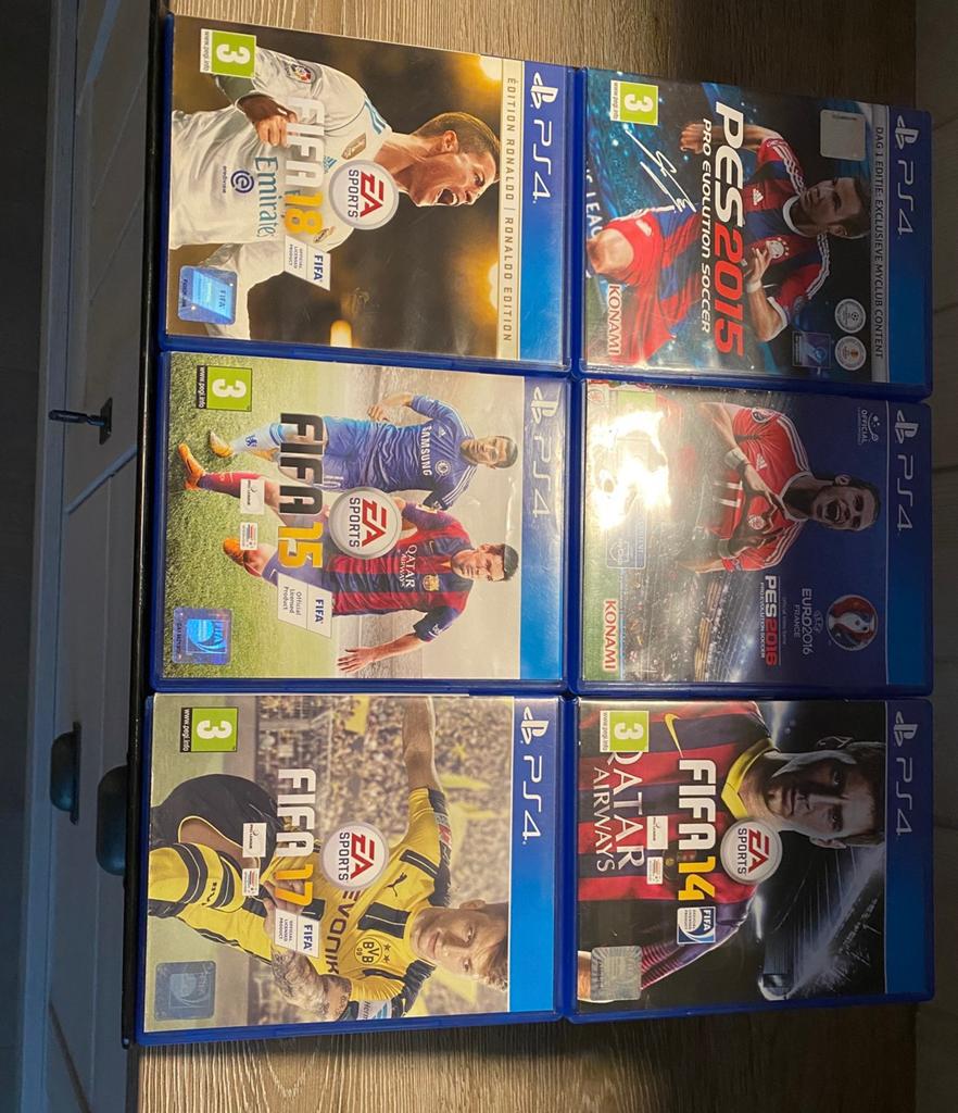 Voetbal spelletjes 1 spelletjes 2 euro en 6 20 euro, Cd's en Dvd's, VHS | Kinderen en Jeugd, Ophalen, Zo goed als nieuw