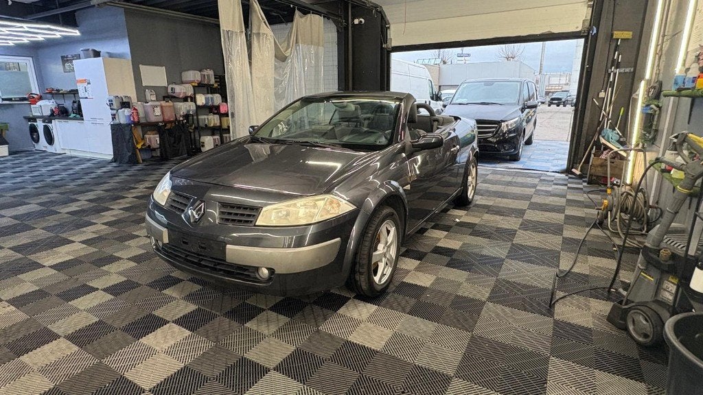 Renault Megane CABRIOLET benzine 2005, Auto's, 4 zetels, Cabriolet, Blauw, Bedrijf