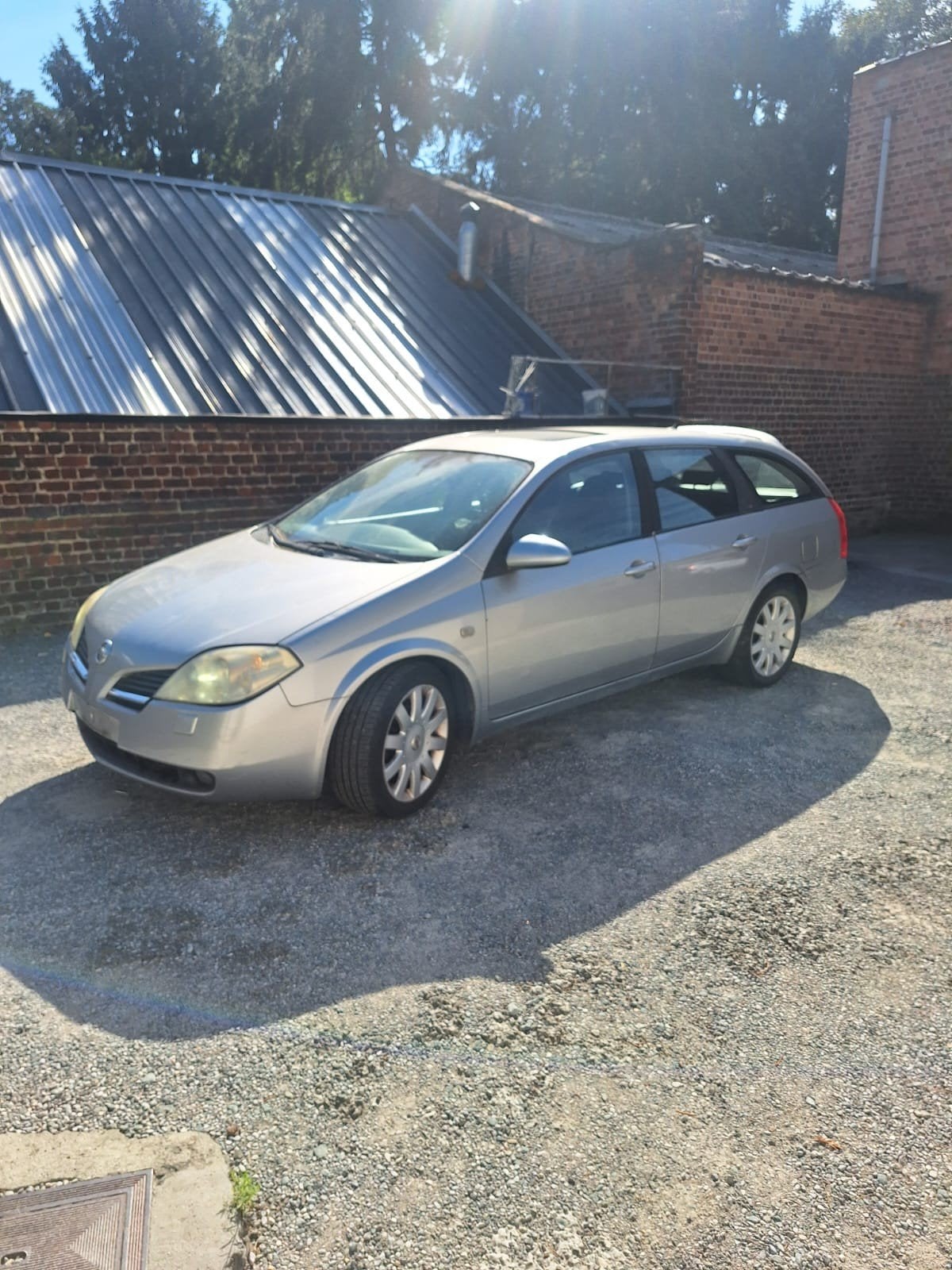Nissan Primer de 2004 Diesel roule très bien Airco gps, Cuir, Argent ou Gris, Achat, 1899 cm³