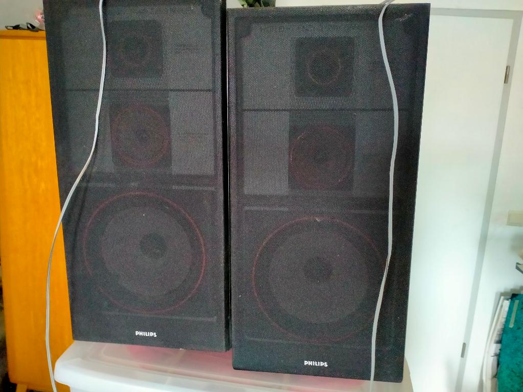 2 Philips muziekboxen + bijhorende muurbeugels, Philips, Gebruikt, Ophalen of Verzenden, 60 tot 120 watt
