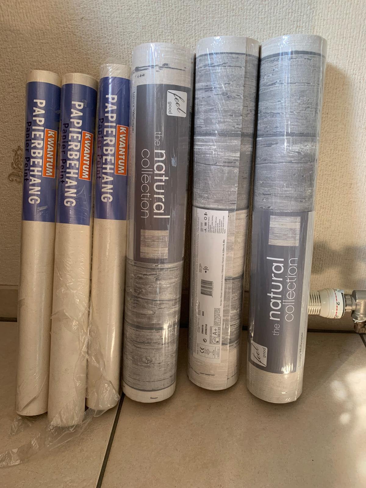 Behangpapier 3xbeige en 3xhoutlook, Ophalen, Grijs