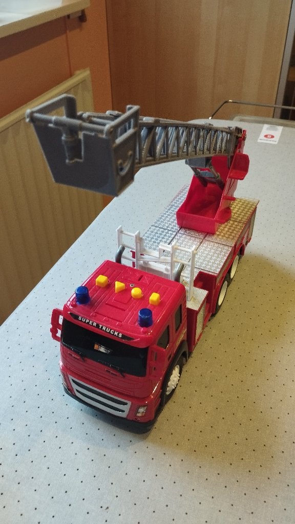 Beau camion de pompier, Ophalen, Zo goed als nieuw