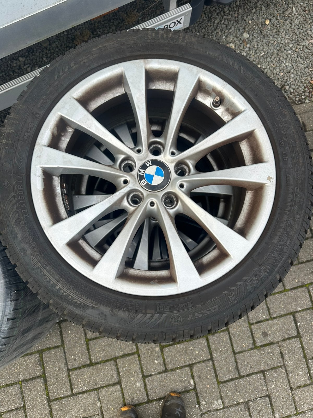 Banden op velg origineel BMW 4  7,5J x 17H2, Ophalen, Band(en)
