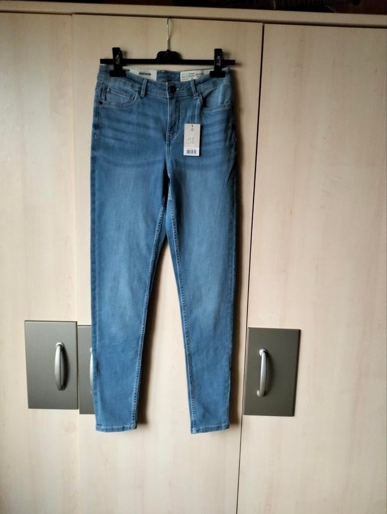 Jeans ,Esmara, Super Skinny fit, stretch, maat 38, NIEUW, Ophalen of Verzenden