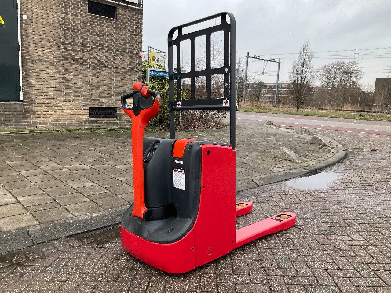 Linde T18 1800KG PALLETWAGEN / HEFTRUCK, Linde, Électrique, Transpalette, Marconistraat 2
3133KL  Vlaardingen, NL