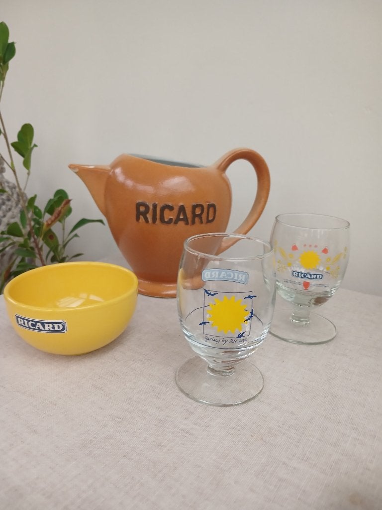 Vintage Ricard set Unieke Karaf 830, Aperitiefkom & 2 glazen, Enlèvement ou Envoi, Utilisé, Ustensile
