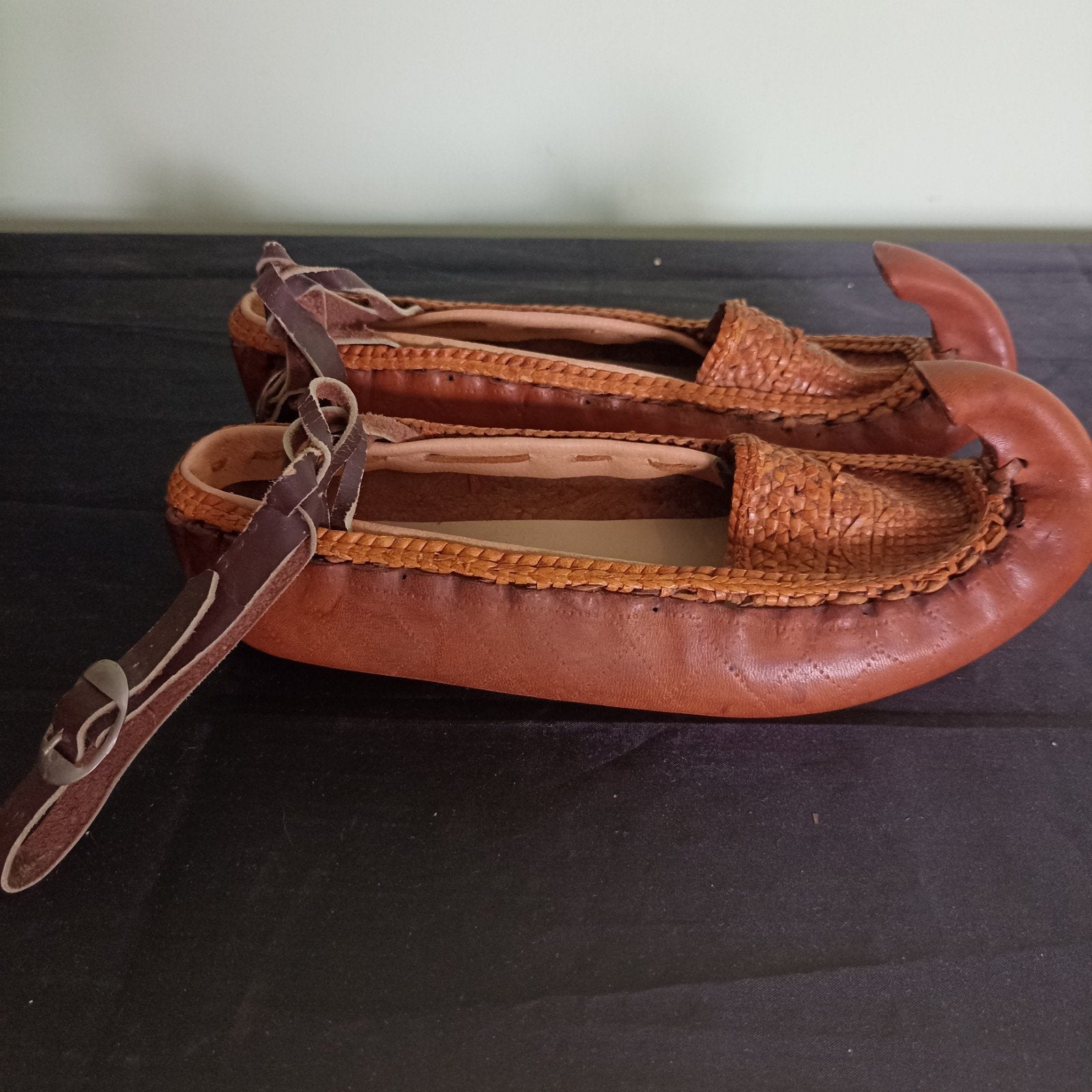 Zeldzame Vintage Servische Opanci (Leren Klederdracht Schoen, Kleding | Dames, Ophalen of Verzenden
