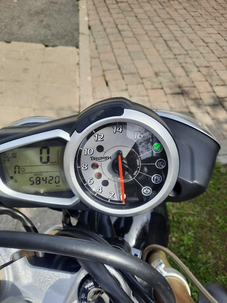 Triumph Street Triple 675, Tourisme, Occasion, Plus de 35 kW, Particulier