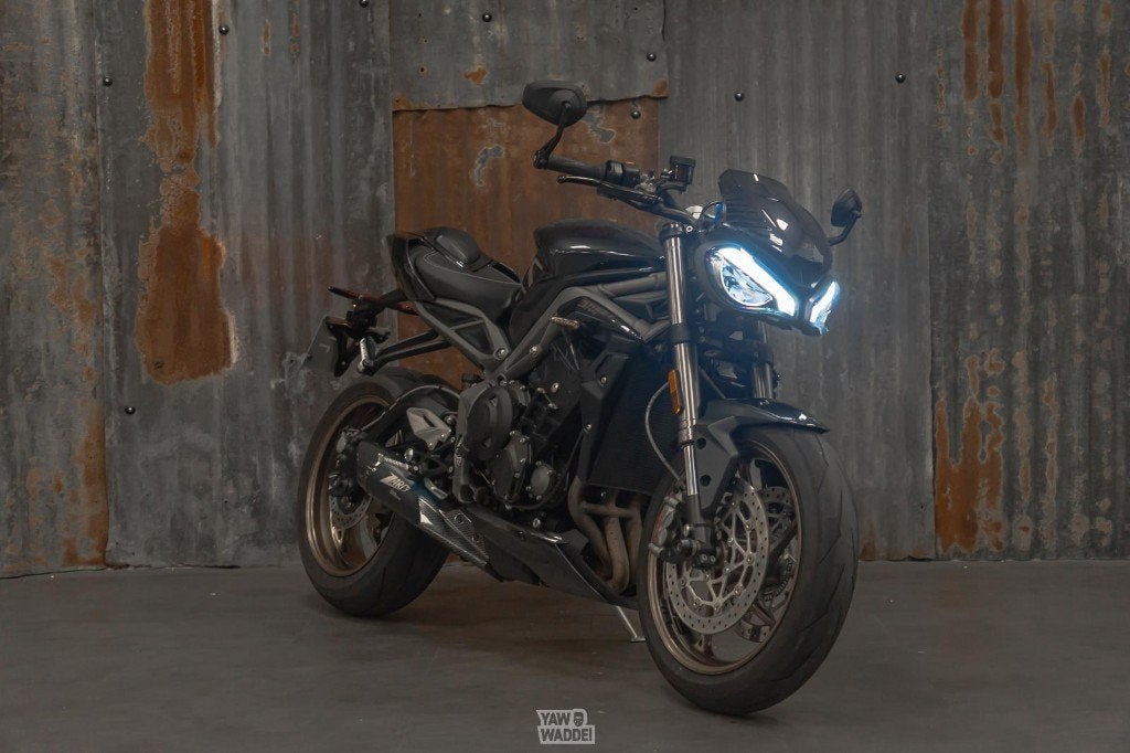 Triumph Street Triple RS- Carbon Black, Motoren, Motoren | Triumph, Motorrijbewijs A, 3 cilinders, LED Verlichting, 765 cc