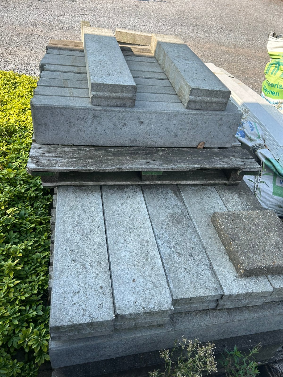 Boordstenen 150 stuks, Ophalen, Gebruikt