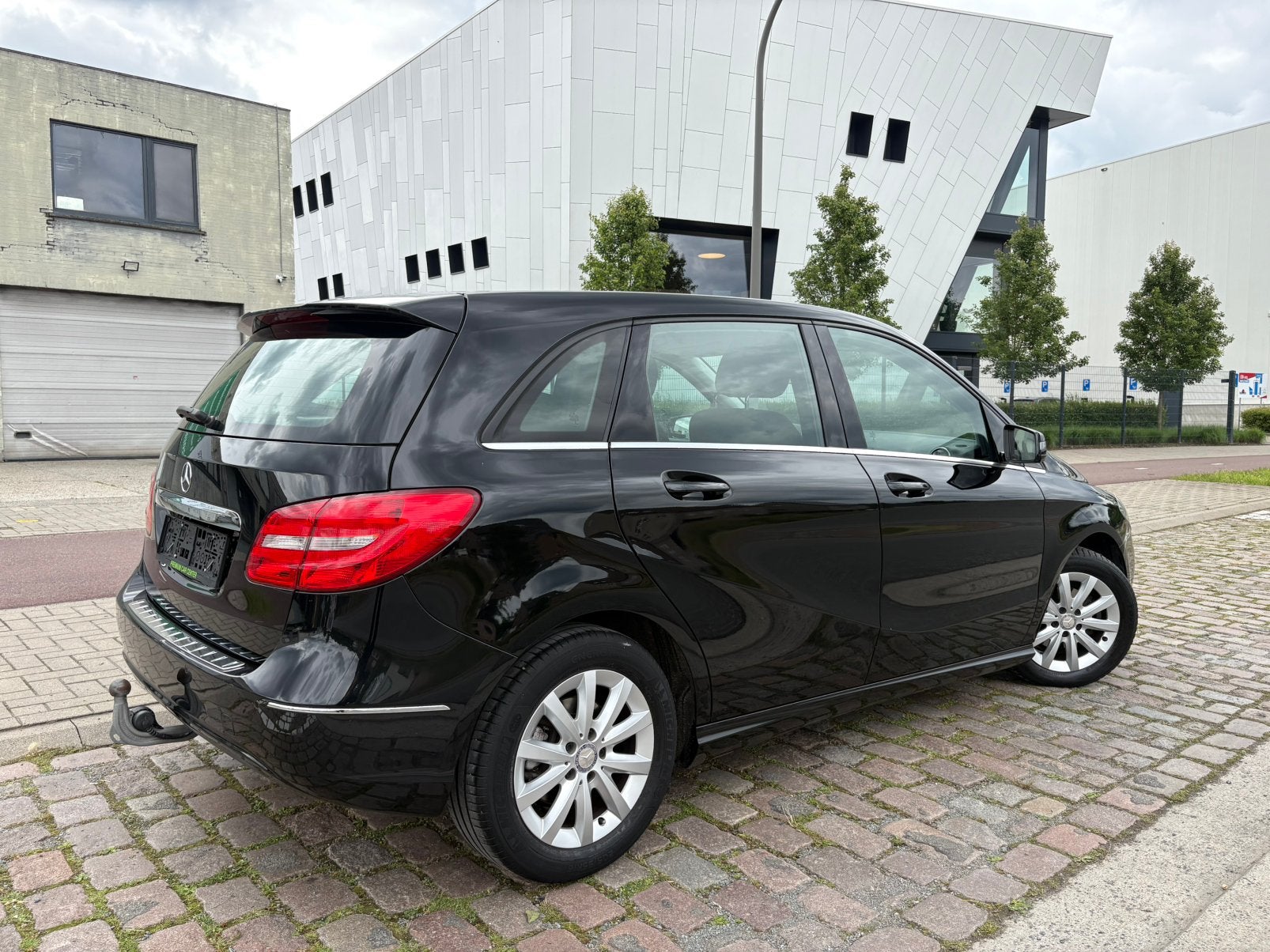 Mercedes-Benz B180 | 12 M Garantie | 103 Dkm | Benzine |2013, Auto's, Mercedes-Benz, Testrit aan huis, 4 cilinders, 1960 kg, Zwart