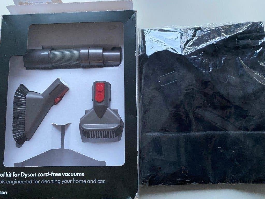 Stofzuiger Dyson opbergtas en set accessoires, Ophalen of Verzenden, Nieuw, Steelstofzuiger, Dyson