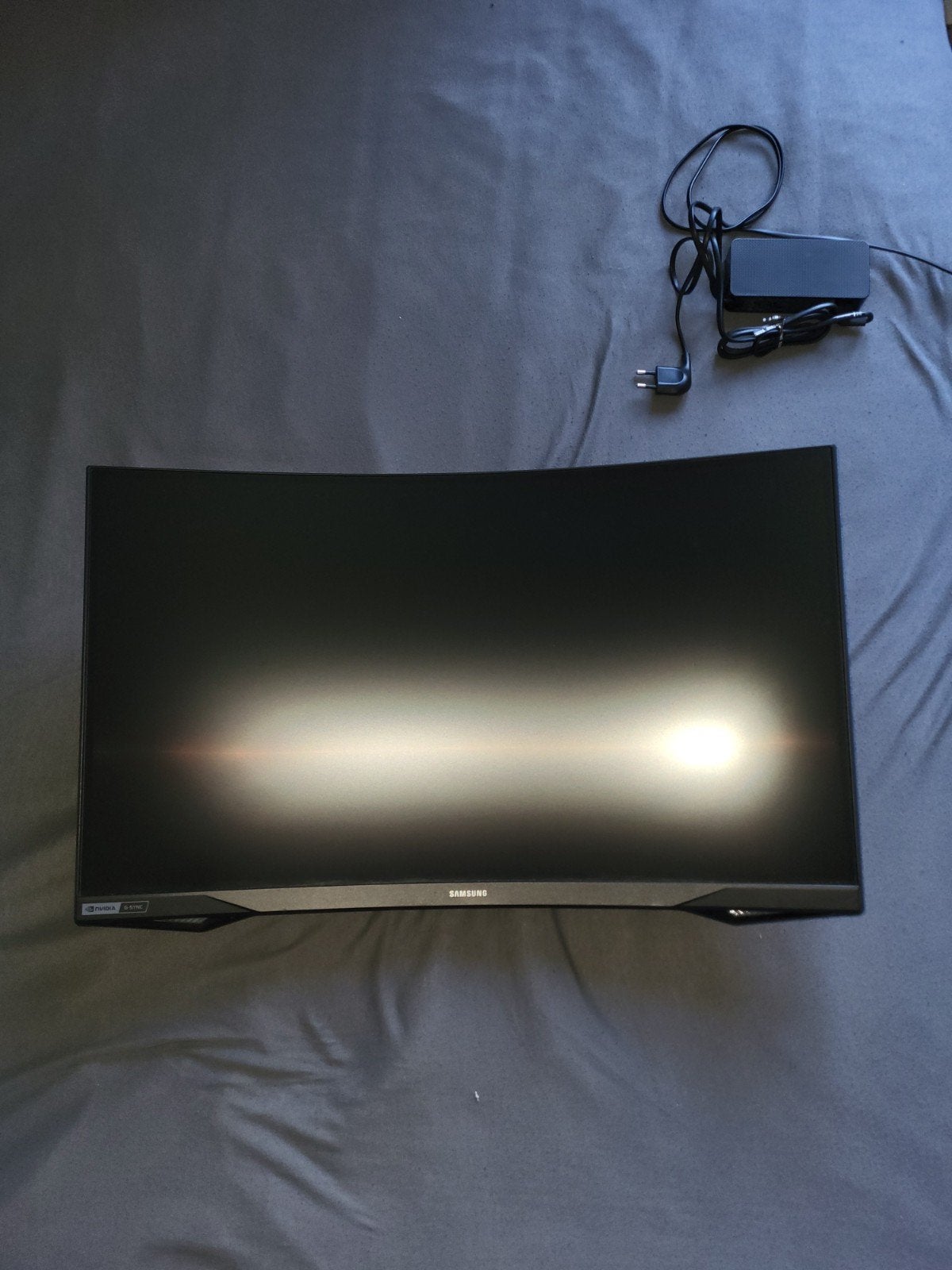 Samsung Oddysey G7 - 27' - 240hz Gaming monitor, Computers en Software, IPS, Full HD, Zo goed als nieuw, DisplayPort