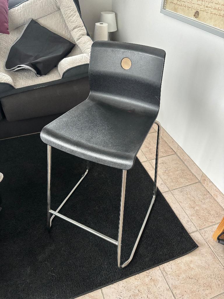 Ikea barkruk, Huis en Inrichting, Ophalen, Zwart, Zo goed als nieuw, Metaal