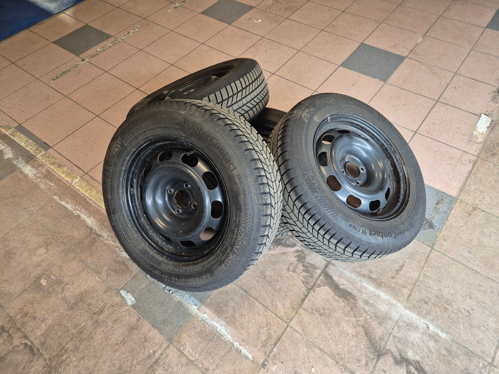 CONTINENTAL 215/65R16 DOT:3721 VELGEN EN WINTERBANDEN, Auto-onderdelen, Banden en Velgen, Ophalen, 16 inch, Winterbanden, Band(en)