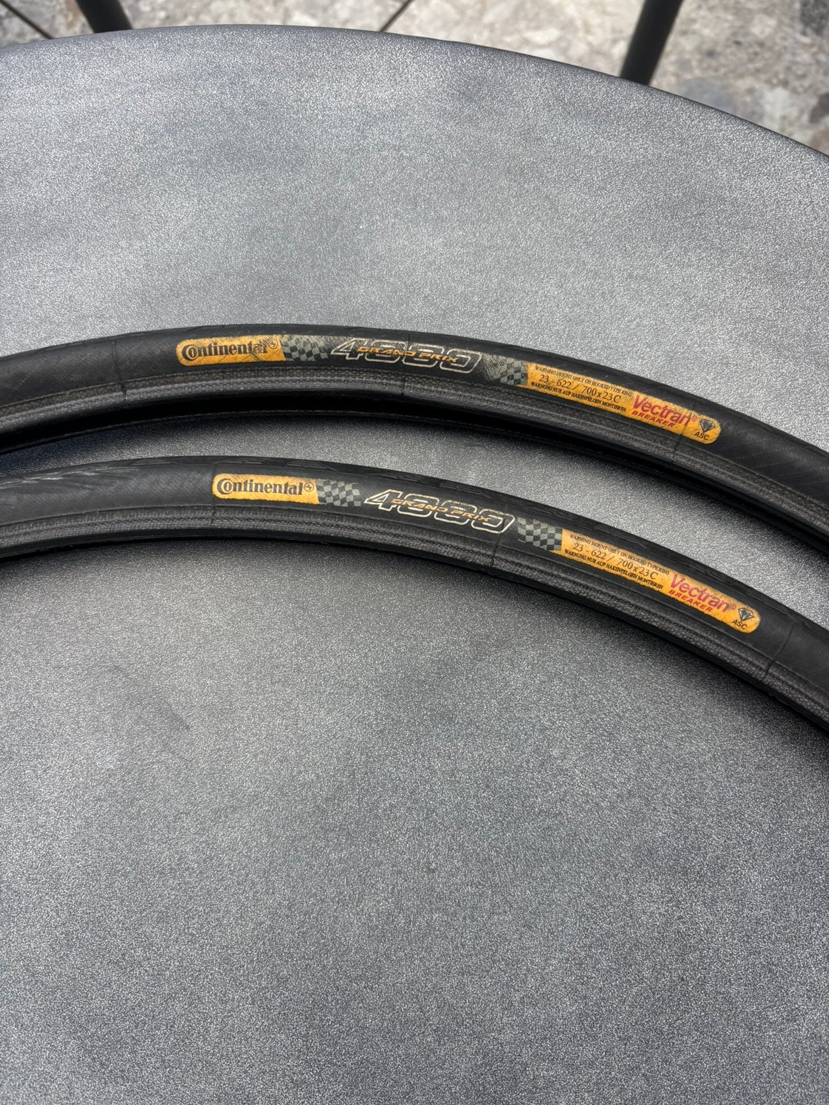 Set buitenbanden Continental 4000 Grand Prix 700 x 23C, Fietsen en Brommers, Fietsonderdelen, Ophalen, Zo goed als nieuw, Band