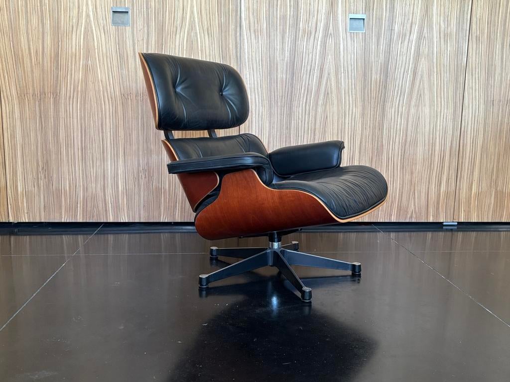 Eames lounge chair vitra, Ophalen, Gebruikt