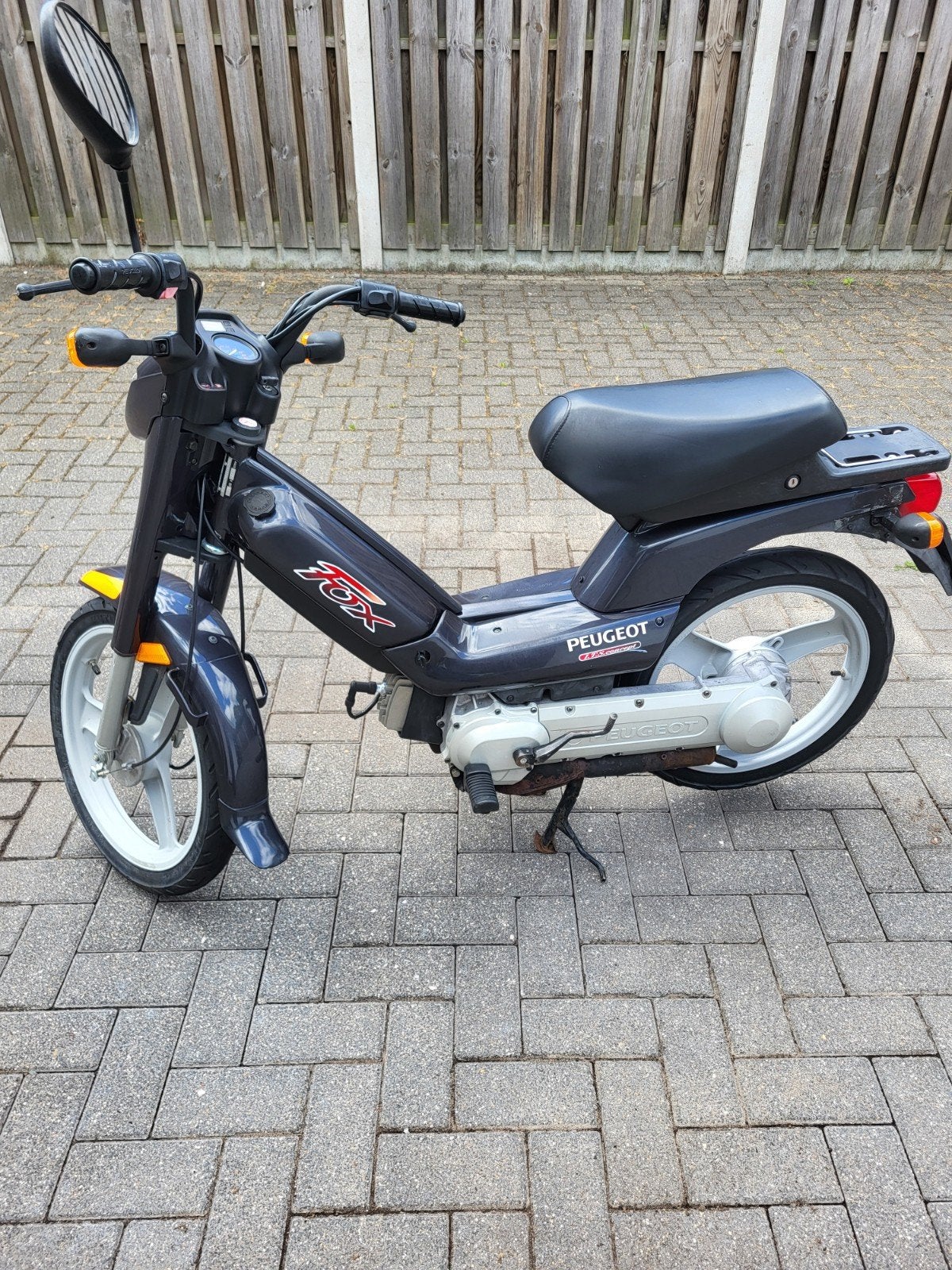 Heb nog een hele mooie Peugeot fox 2takt schuur vonst, Fietsen en Brommers, Brommers | Peugeot, Fox, Ophalen