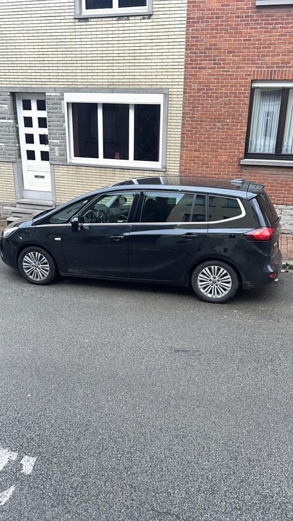 Opel zafira c 2016 Problème de moteur, Auto's, Opel, 4 cilinders, 5 deurs, Particulier, Te koop
