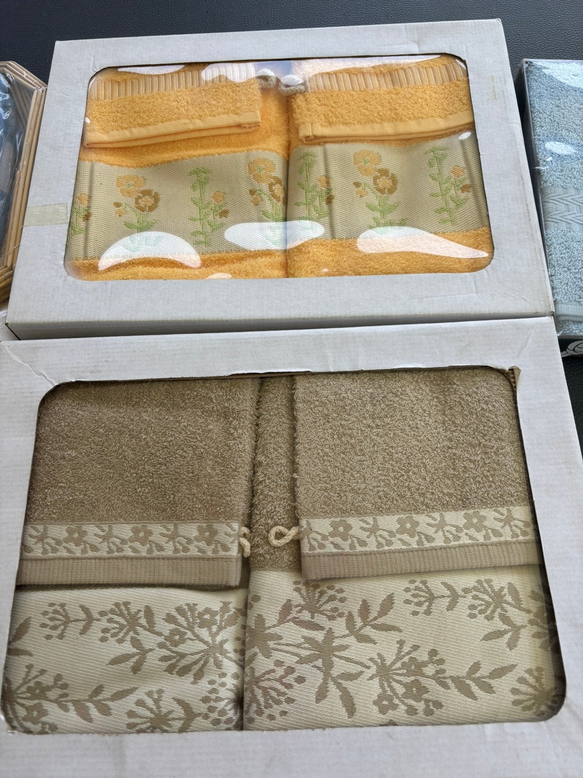 Nieuwe handdoeken, Huis en Inrichting, Badkamer | Badtextiel en Accessoires, Ophalen of Verzenden, Nieuw