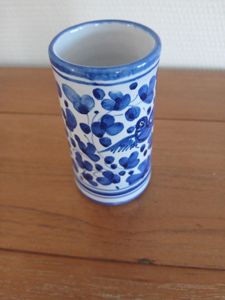 Porte-crayons ou vase en céramique Deruta, Enlèvement