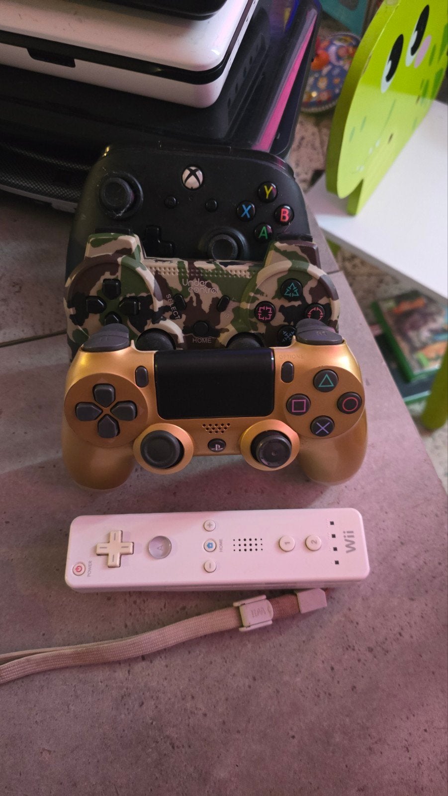 lot de 4 manette a faire partir, Enlèvement ou Envoi, Utilisé