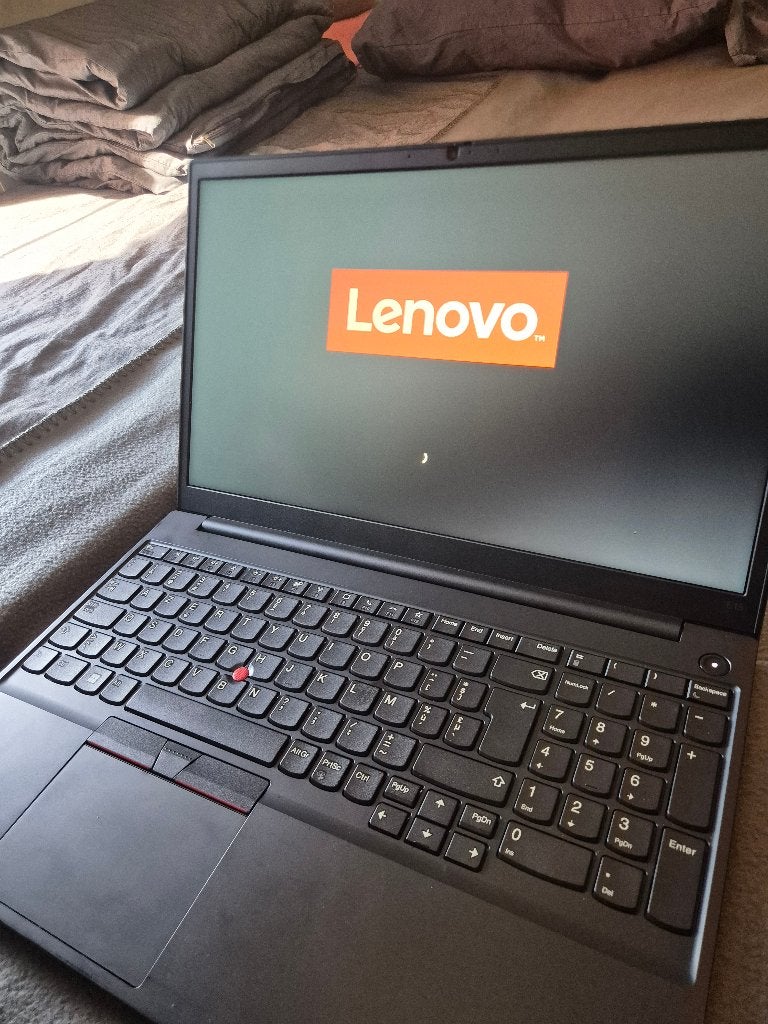 Lenovo ThinkPad E15, Ophalen