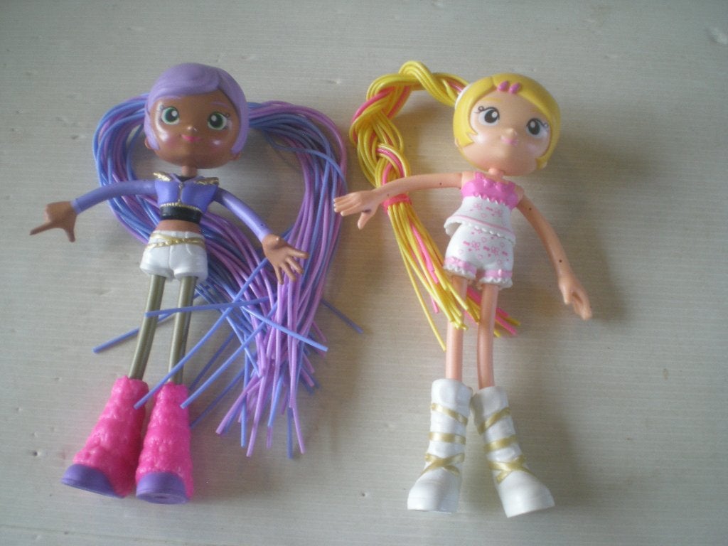 betty spaghetti, 8 euro voor de 2, Enlèvement ou Envoi, Comme neuf