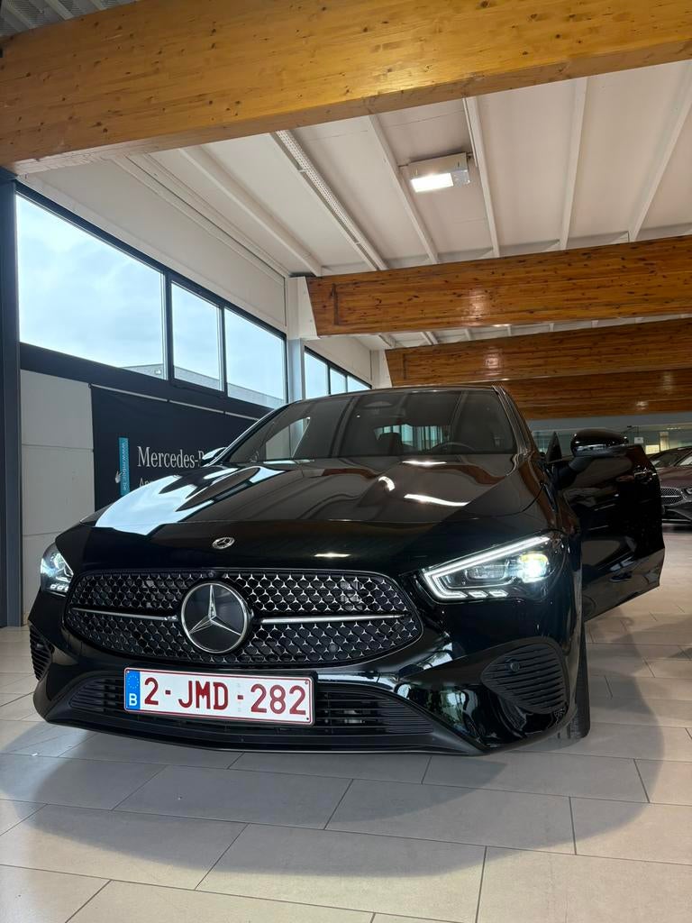 Mercedes CLA 200 Luxury Line, Auto's, Mercedes-Benz, Automaat, CLA, Leder, Te koop