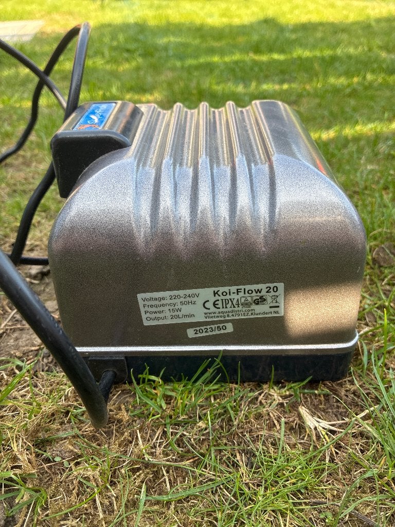 Zuurstofpomp visvijver, Ophalen, Zo goed als nieuw