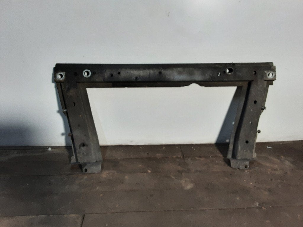 VOORBRUG Renault Scénic II (JM) (8200361257), Gebruikt, Renault, Mevr. I. Hauben, Rue de l'Espoir 34 34
4030  GRIVEGNÉE, BE