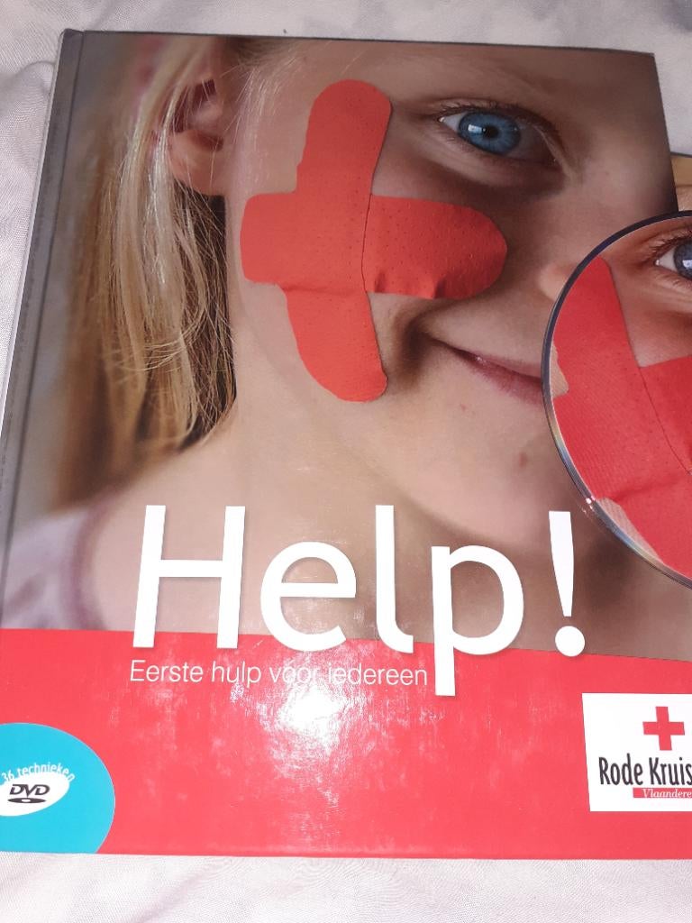 HELP EHBO eerste hulp voor iedereen, Ophalen