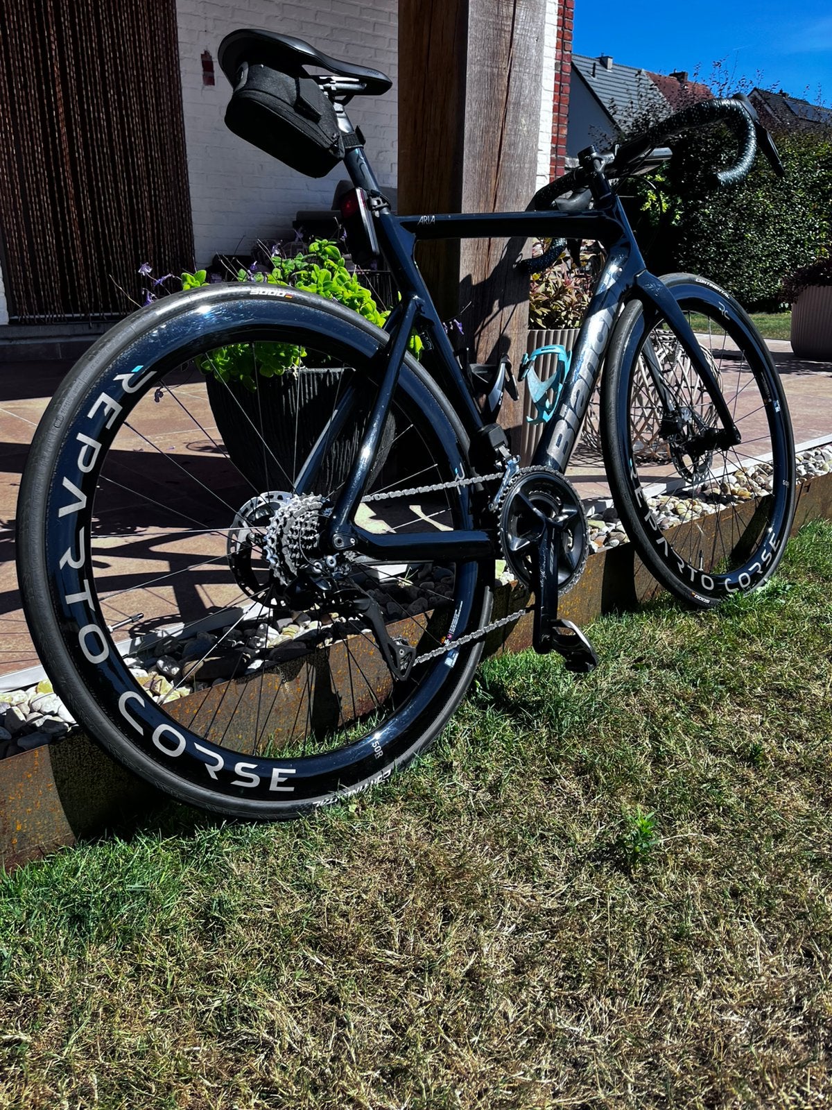 Bianchi aria aero shimano di2 105 + powermeter 4iiii maat 55, Vélos & Vélomoteurs, Autres marques, 10 à 15 vitesses, Comme neuf