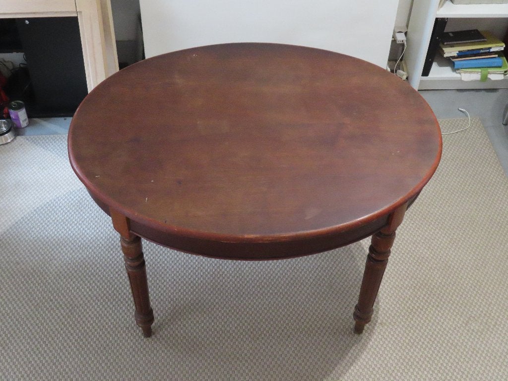 Table à manger ovale en bois massif de style classique, Maison & Meubles, 100 à 150 cm, Quatre personnes, Een kwalitatieve klassieke tafel is massief hout uit 1930–1960