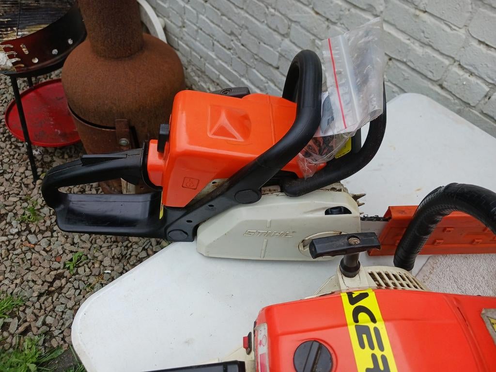 Scies à arbres, Enlèvement, Utilisé, Tronçonneuse, Stihl